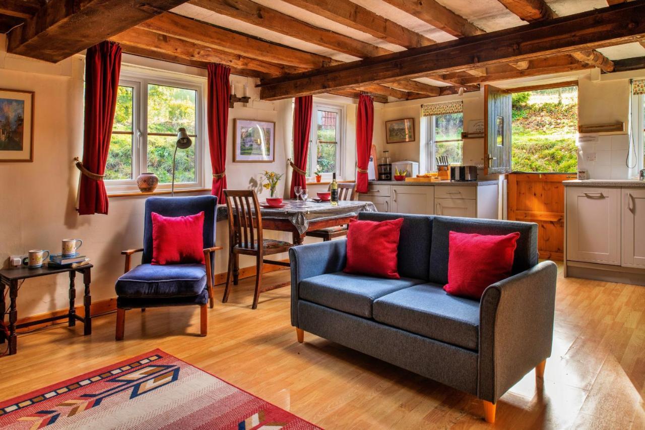 Finest Retreats - Great Cantal Granary 兰德林多德威尔斯 外观 照片