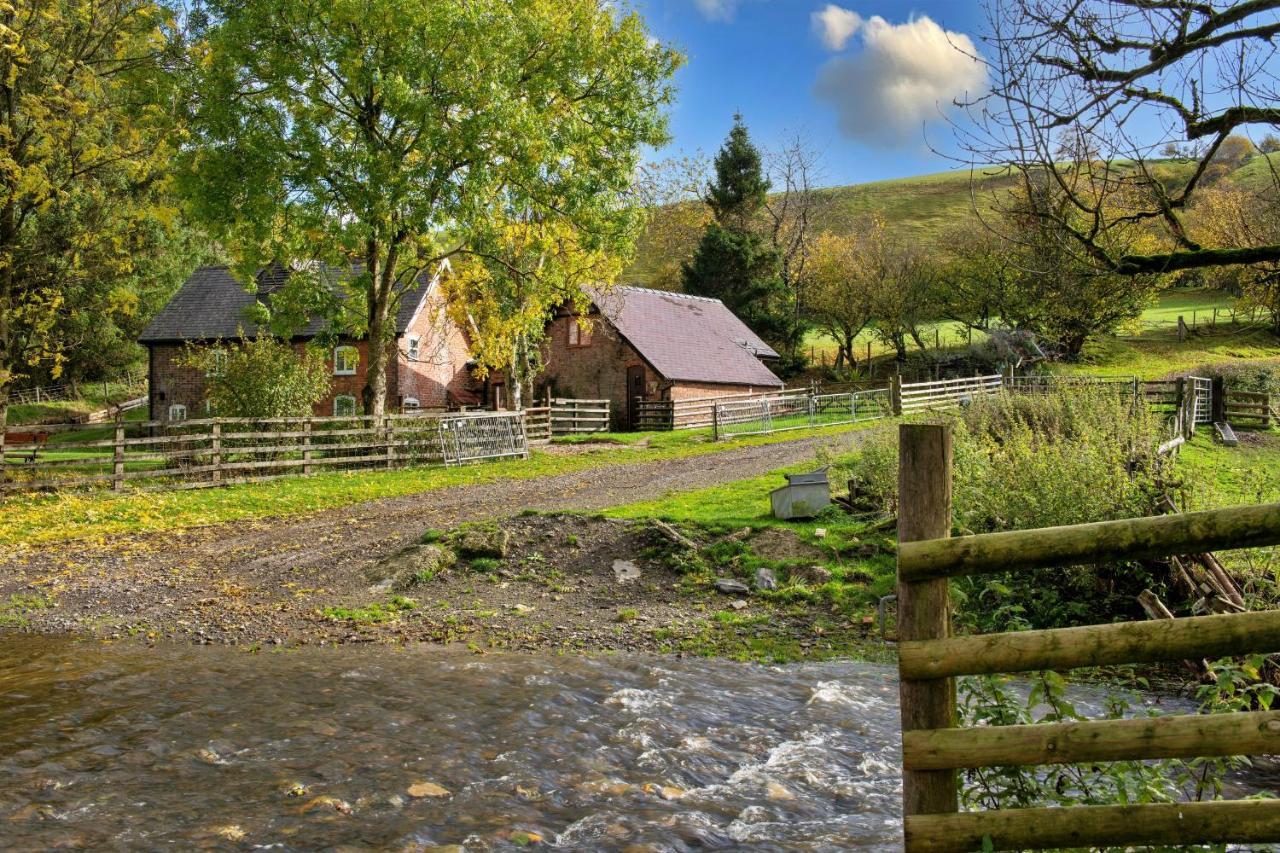 Finest Retreats - Great Cantal Granary 兰德林多德威尔斯 外观 照片