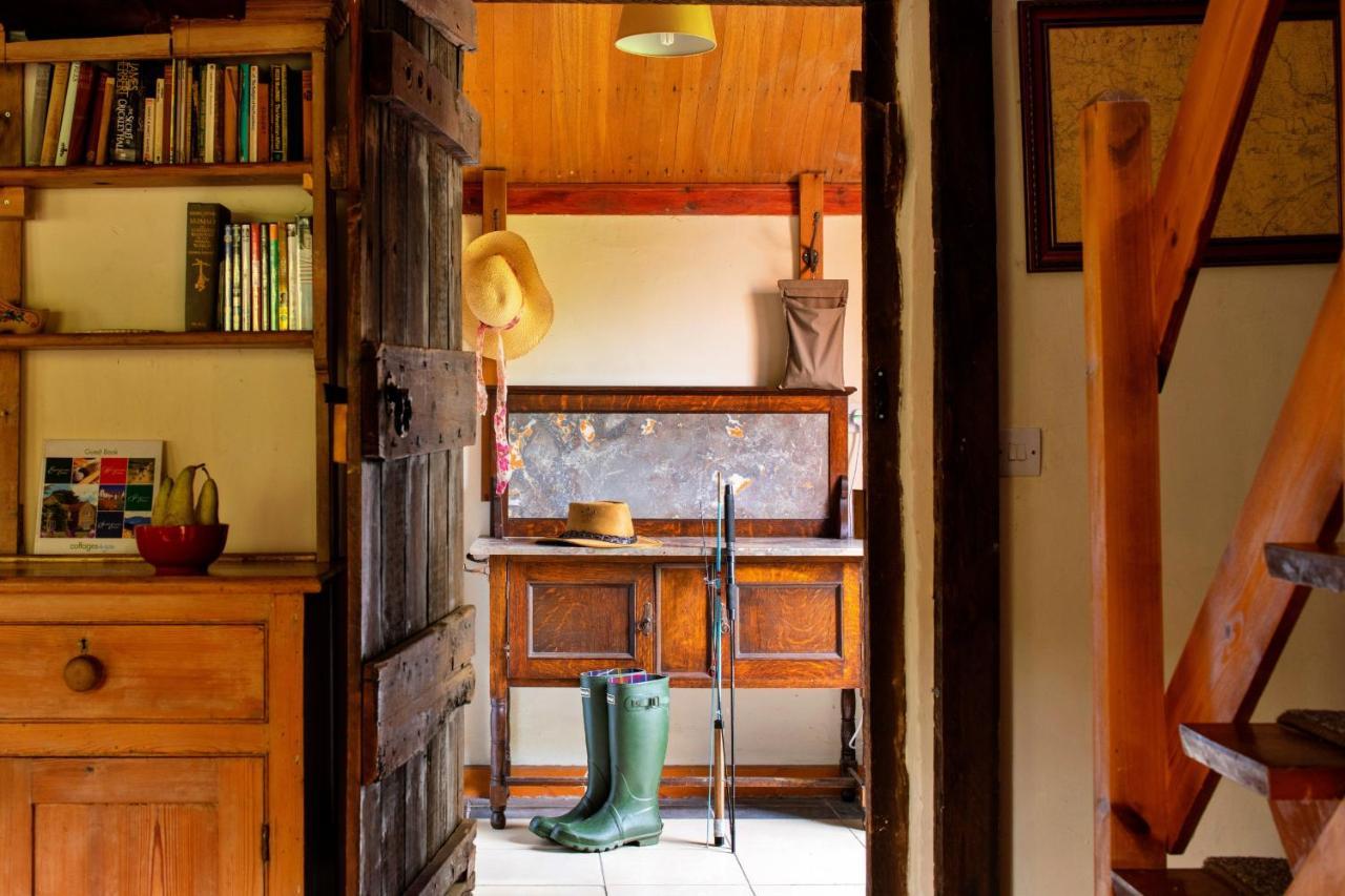 Finest Retreats - Great Cantal Granary 兰德林多德威尔斯 外观 照片