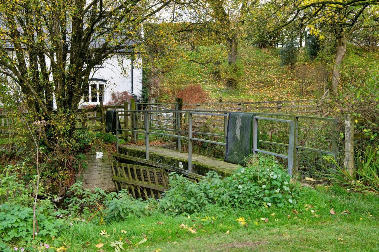 Finest Retreats - Great Cantal Granary 兰德林多德威尔斯 外观 照片